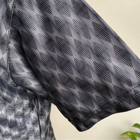 Vintage 90s Geometric Metallic Button Up Shirt - Picture 8 of 15